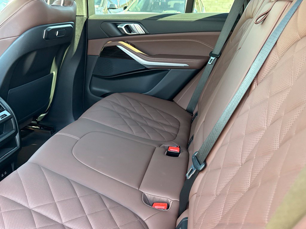 Certified 2024 BMW X5 xDrive50e w/ M Sport Package AWD/4WD image 32