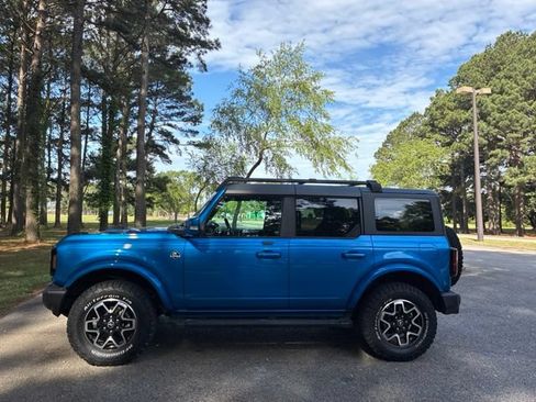 Used 2021 Ford Bronco Outer Banks AWD/4WD image 6