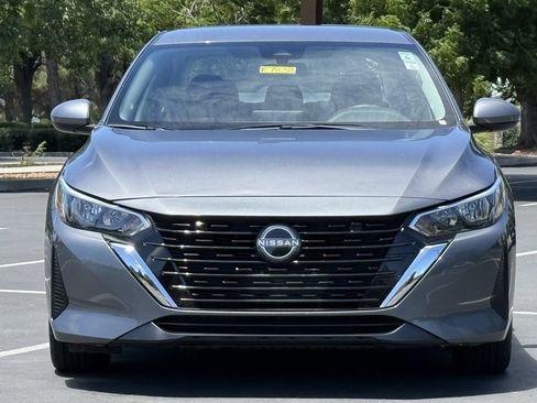 Used 2024 Nissan Sentra SV FWD image 7