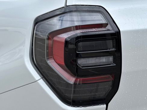 New 2026 Toyota 4Runner 4WD image 25