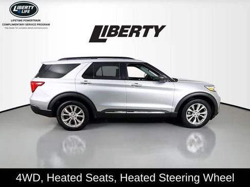 Used 2023 Ford Explorer XLT w/ Equipment Group 202A image 8