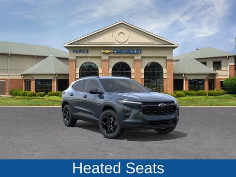 New 2026 Chevrolet Trax LT FWD image 2