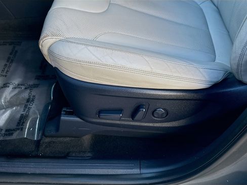 Used 2022 Hyundai Palisade SEL w/ 8P Bench Seat Package image 18