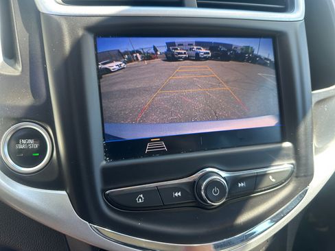 Used 2020 Chevrolet Sonic LT image 26