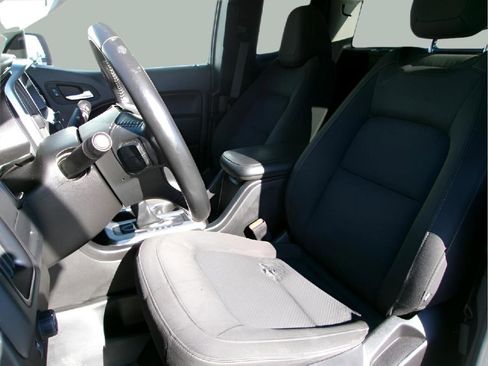 Used 2022 Chevrolet Colorado LT w/ Fleet Safety Package RWD image 12