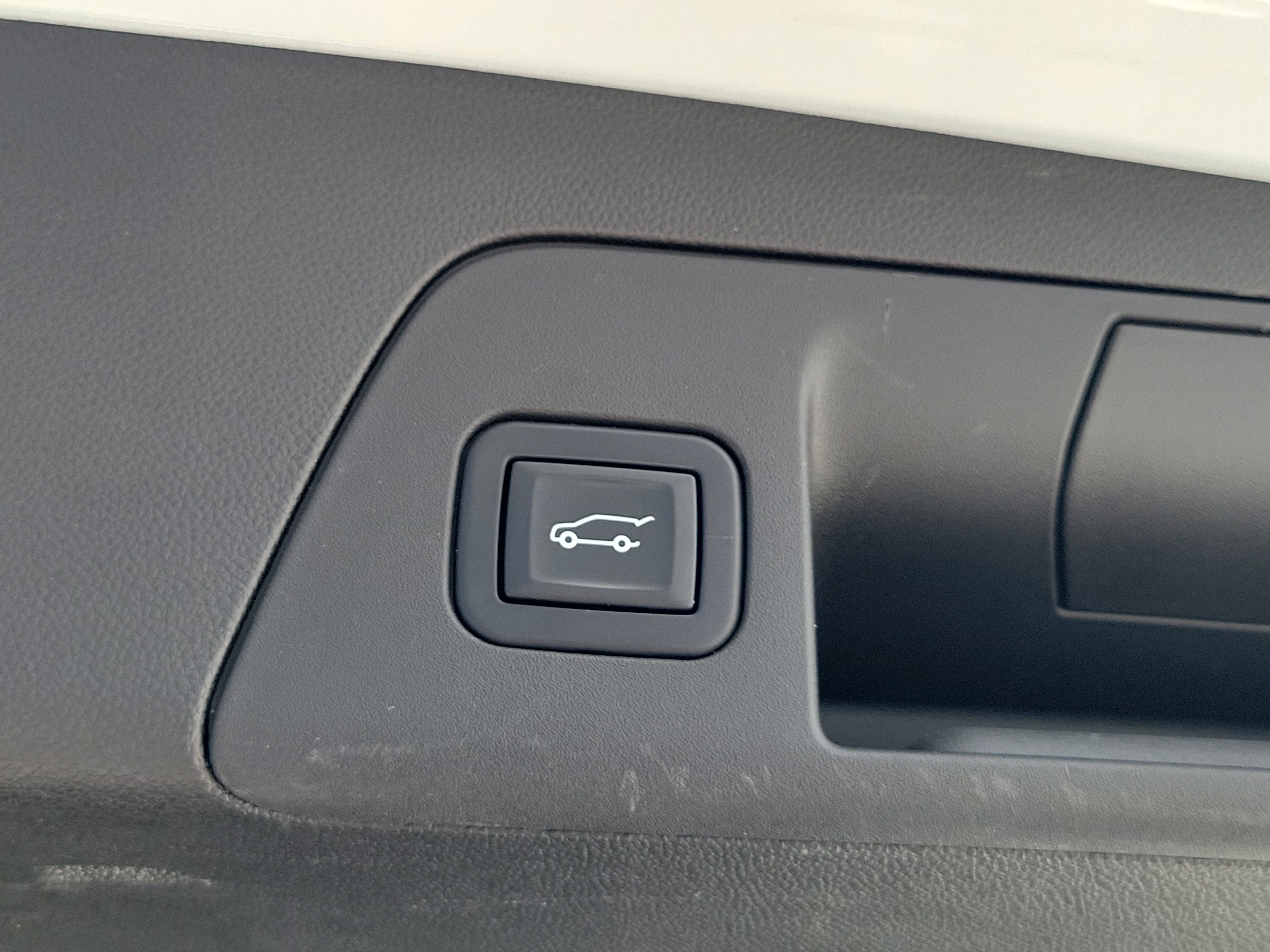 Used 2022 Buick Envision Preferred FWD image 17
