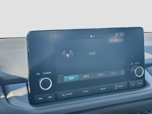 Certified 2023 Honda Accord LX image 17
