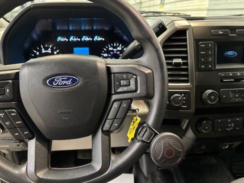 Used 2022 Ford F250 XL w/ STX Appearance Package AWD/4WD image 17
