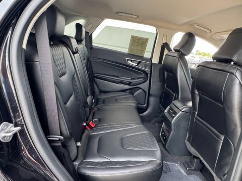 Used 2024 Ford Edge Titanium AWD/4WD image 29