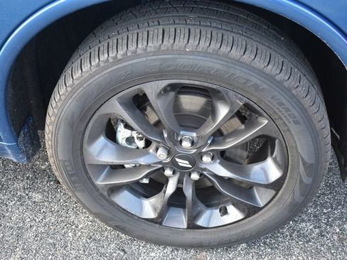 Used 2025 Dodge Durango GT image 11