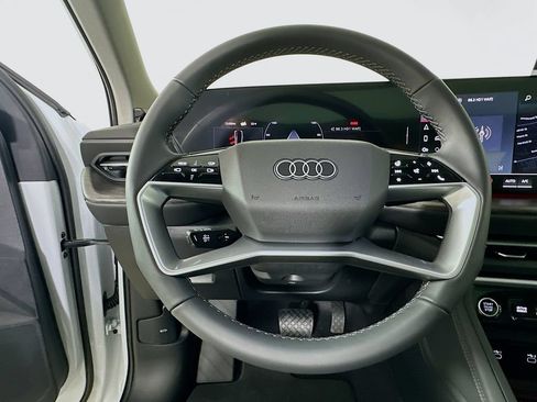 Used 2025 Audi Q5 Premium Plus AWD/4WD image 18