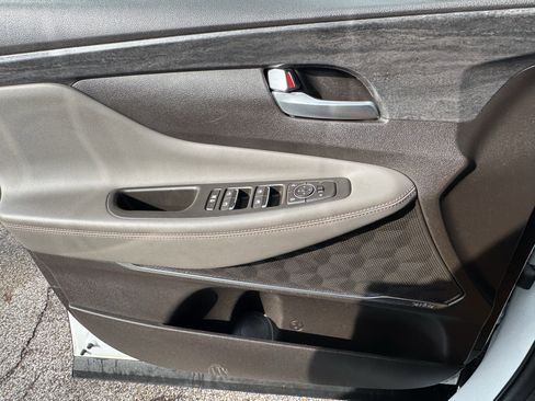 Used 2019 Hyundai Santa Fe Limited image 14