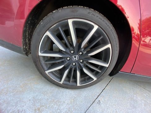 Used 2023 Honda Accord Touring image 27