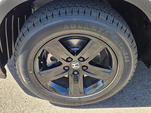 Certified 2023 Honda Ridgeline Black Edition image 10