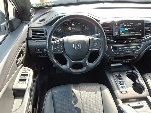Used 2022 Honda Passport TrailSport image 13