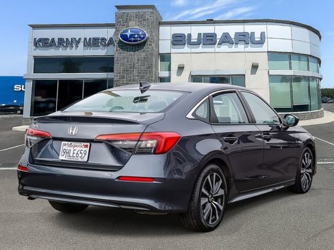 Used 2023 Honda Civic EX image 6