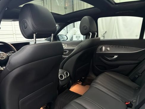 Used 2021 Mercedes-Benz E 350 Sedan image 18