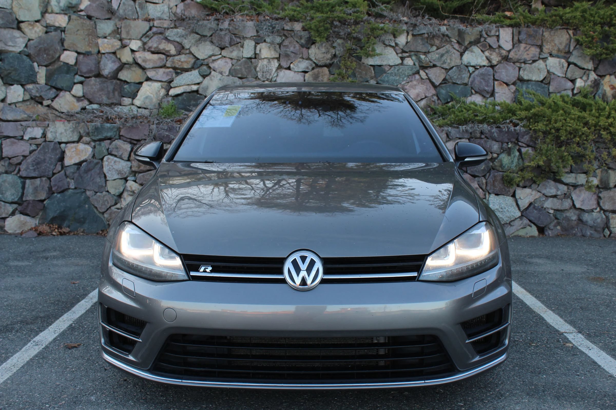 Used 2016 Volkswagen Golf 4-Door AWD/4WD image 3