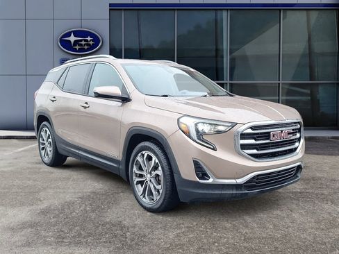 Used 2018 GMC Terrain SLT w/ Preferred Package image 3