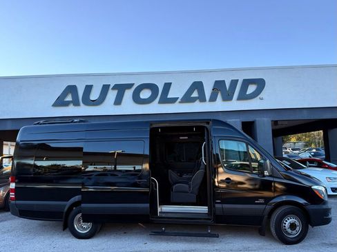 Used 2016 Mercedes-Benz Sprinter 3500 image 2