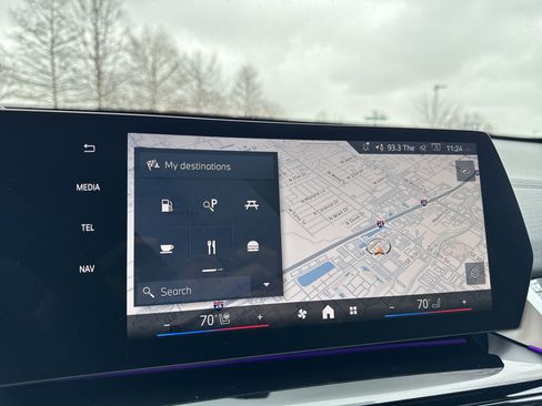 New 2026 BMW X2 xDrive28i AWD/4WD image 14