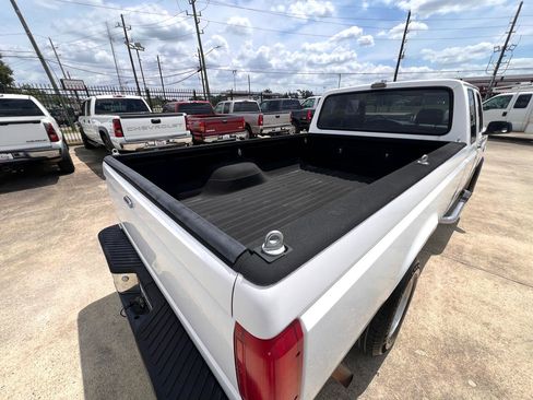 Used 1993 Ford F150 XL image 13