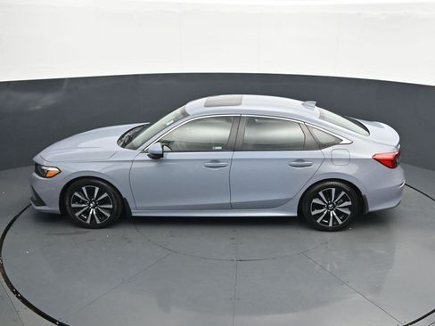 Used 2024 Honda Civic EX image 16