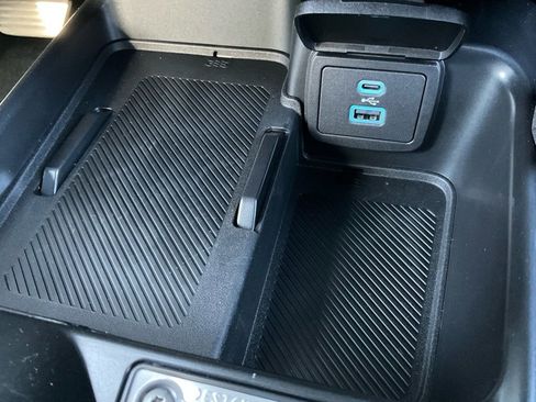 New 2025 Ford Bronco Outer Banks w/ Sasquatch Package image 54