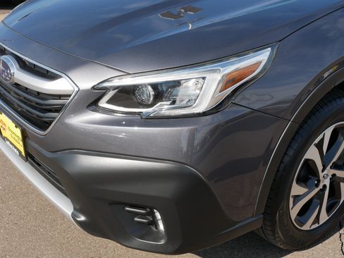 Used 2020 Subaru Outback Limited w/ Popular Package #2 AWD/4WD image 16