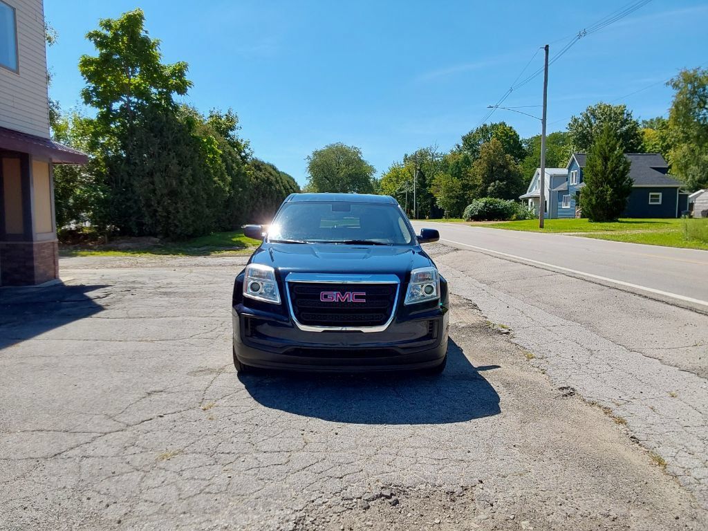 Used 2017 GMC Terrain SLE FWD image 3