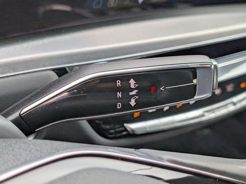 Certified 2024 Cadillac Lyriq Luxury AWD/4WD image 26