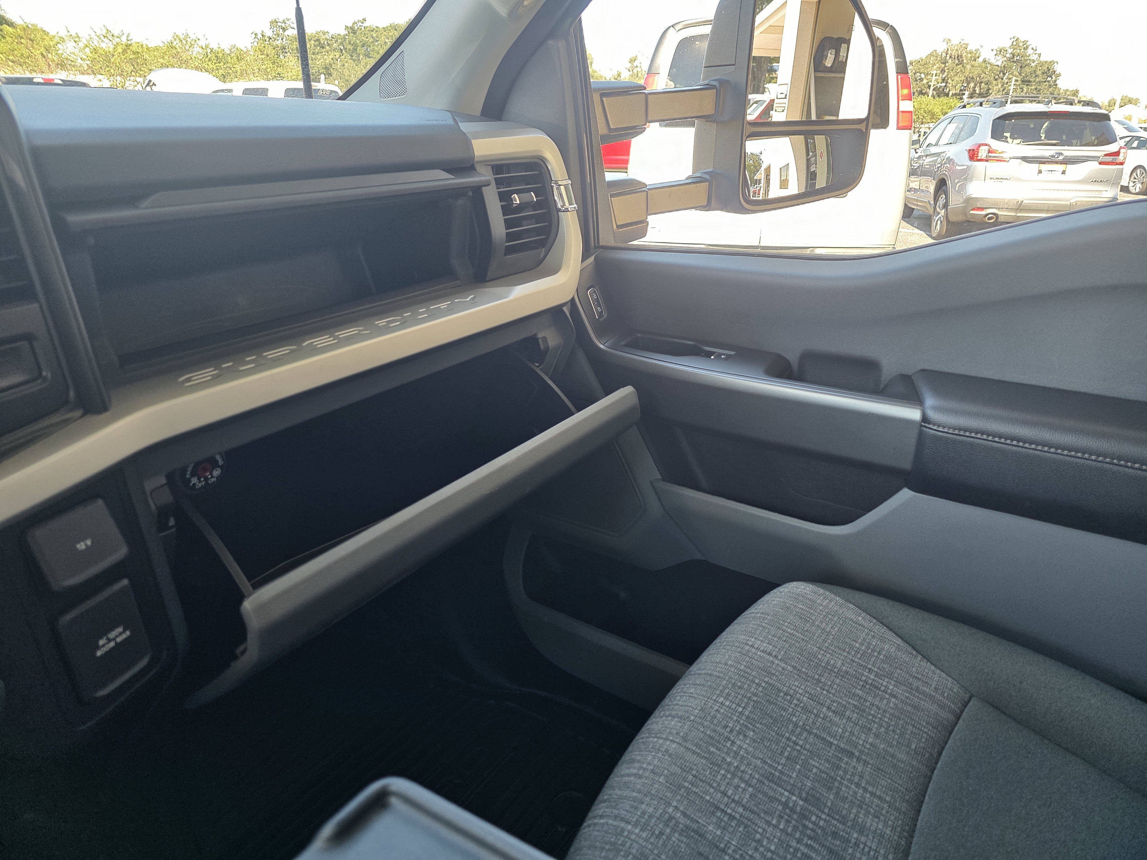 Used 2026 Ford F350 XLT w/ XLT Value Package AWD/4WD image 25