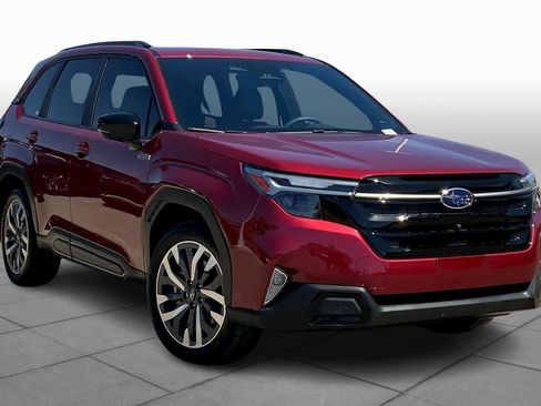 Used 2025 Subaru Forester Touring AWD/4WD image 3