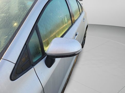 Used 2024 Toyota Corolla SE FWD image 32