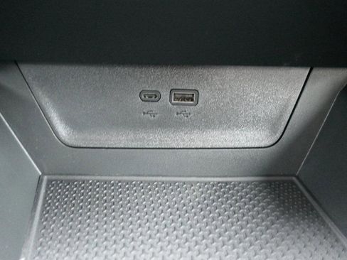 New 2026 Chevrolet Equinox LT image 17