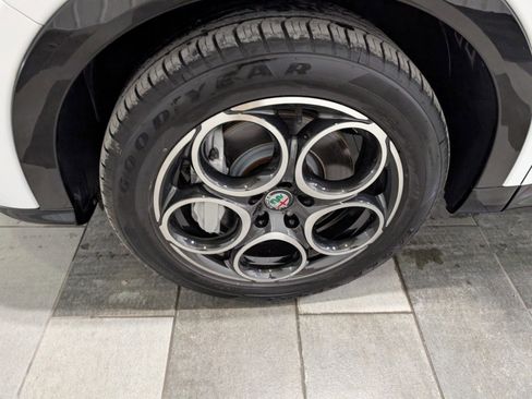 Used 2024 Alfa Romeo Tonale Ti image 7