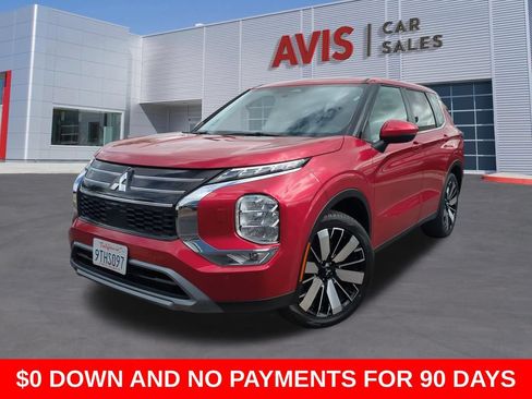 Used 2025 Mitsubishi Outlander SE AWD/4WD image 1