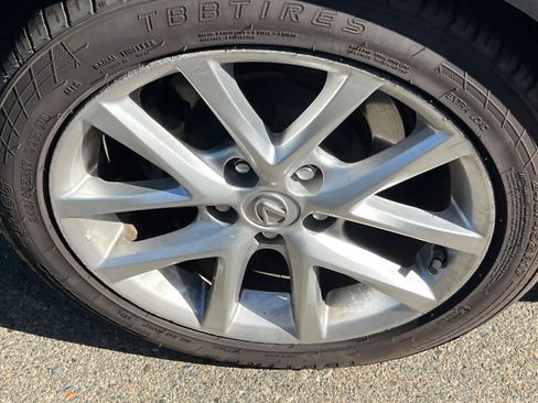 Used 2012 Lexus IS 250 w/ Premium Pkg Value Edition RWD image 17