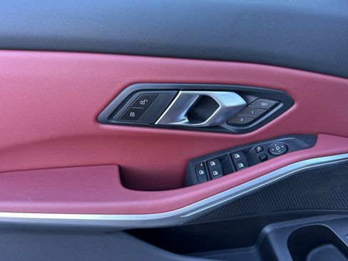 Used 2025 BMW 330i 330i image 12