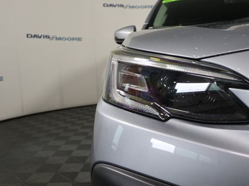Used 2020 Subaru Outback Premium AWD/4WD image 3