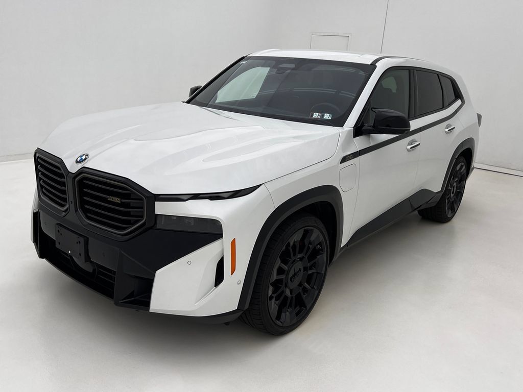 Certified 2023 BMW XM AWD/4WD image 4