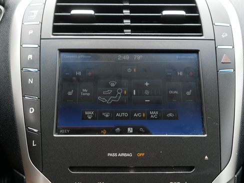 Used 2015 Lincoln MKZ Hybrid w/ Equipment Group 201A Select FWD image 30