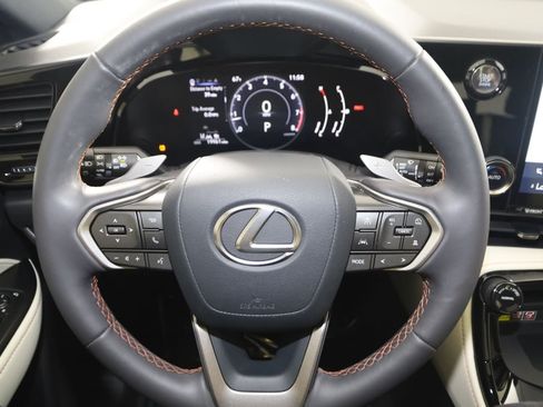 Used 2024 Lexus NX 250 FWD image 37