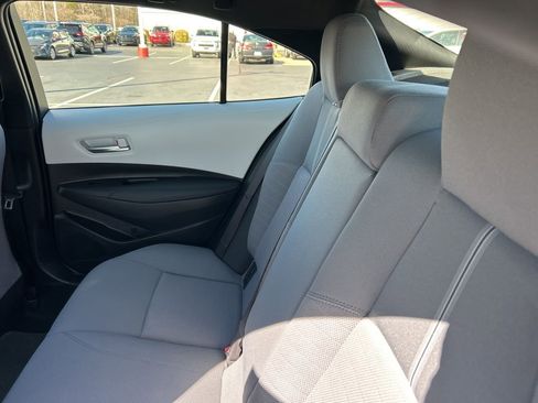 Used 2022 Toyota Corolla SE image 12