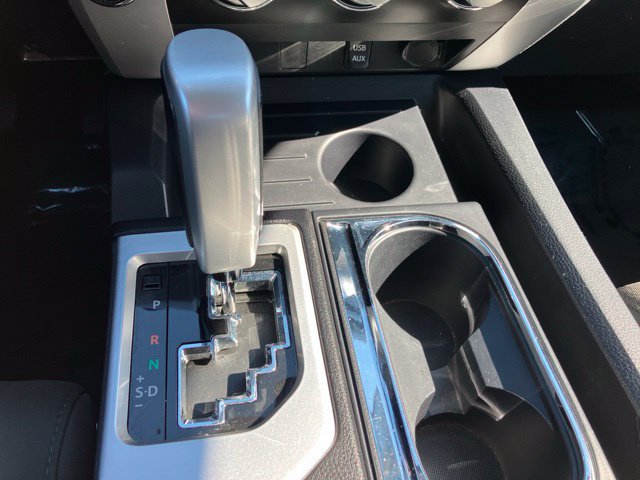 Used 2018 Toyota Tundra SR5 w/ TRD Off Road Package AWD/4WD image 23