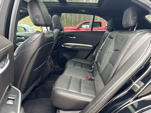 Used 2022 Cadillac XT4 Premium Luxury w/ Safety Alert Package AWD/4WD image 17