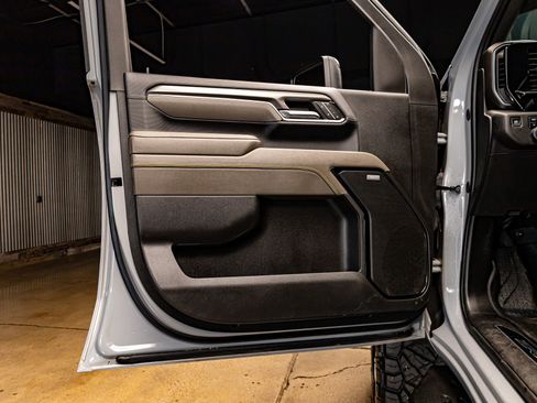 Used 2024 Chevrolet Silverado 2500 ZR2 w/ LPO, Dark Essentials Package image 27