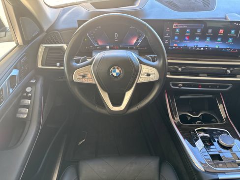 Used 2024 BMW X7 xDrive40i AWD/4WD image 15