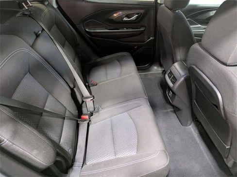 Used 2023 GMC Terrain SLE image 28