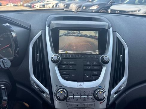 Used 2017 GMC Terrain SLE w/ Technology Package image 21